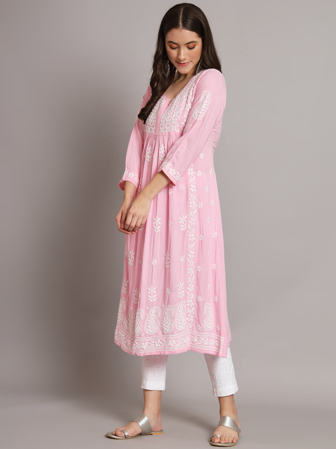 Women Hand Embroidered Chikankari Rayon Kurta-AL3549 Babypink