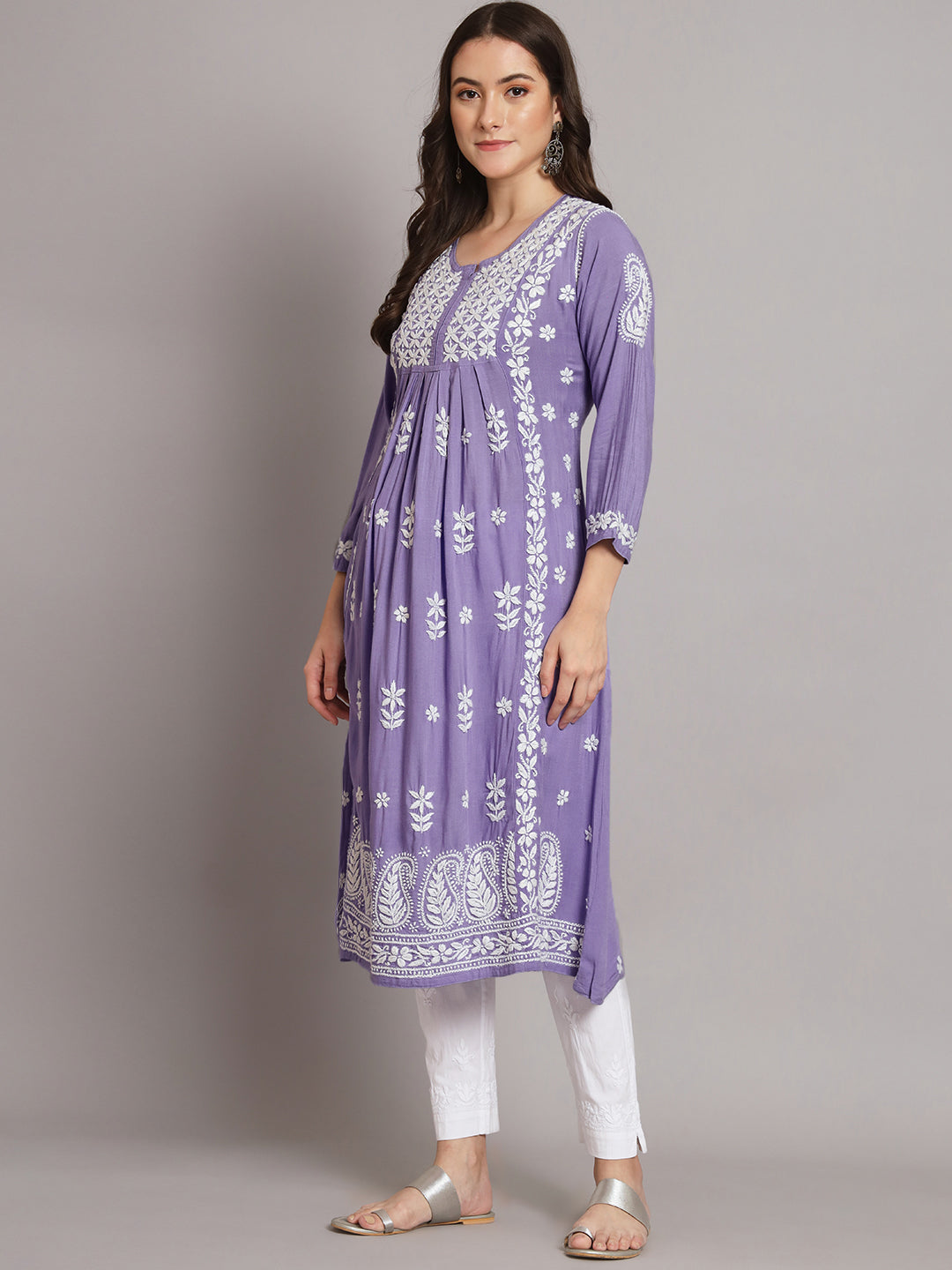 Women Hand Embroidered Chikankari Rayon Kurta-AL3549 Mauve