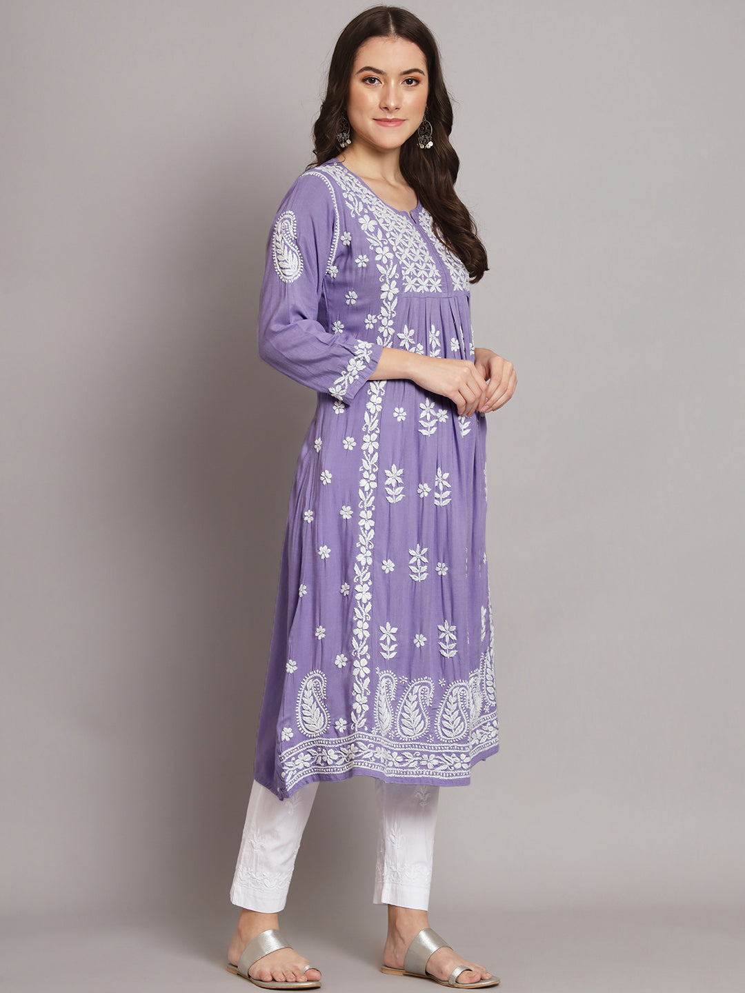 Women Hand Embroidered Chikankari Rayon Kurta-AL3549 Mauve