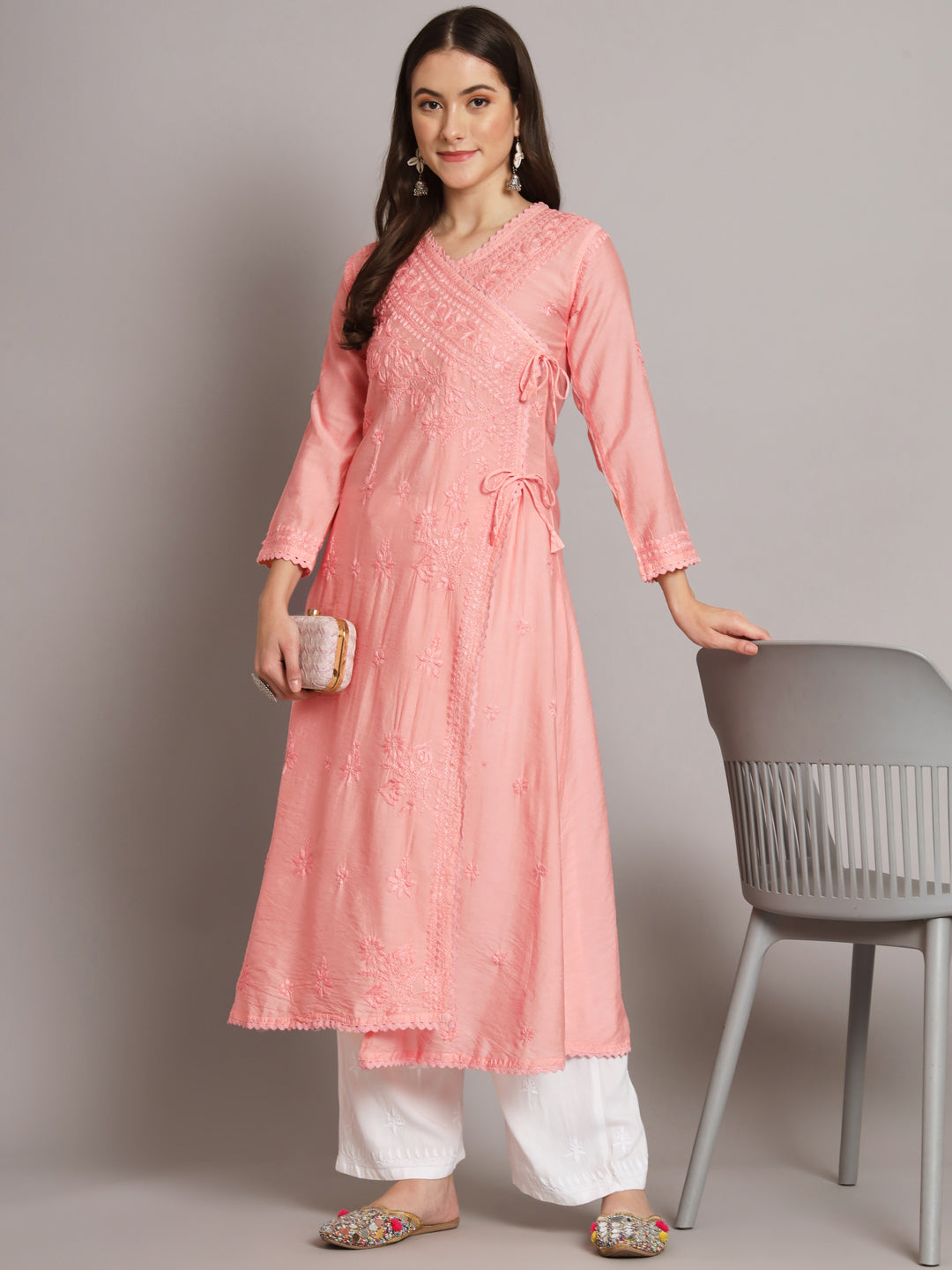 نسائي شيكانكاري مطرز يدويًا Chanderi Angrakha kurta-AL3667
