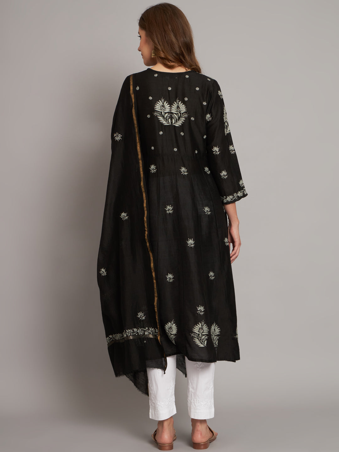 Hand embroidered Chikankari Chanderi Cotton Kurta Set and Dupatta with Mukaish AL3665KS