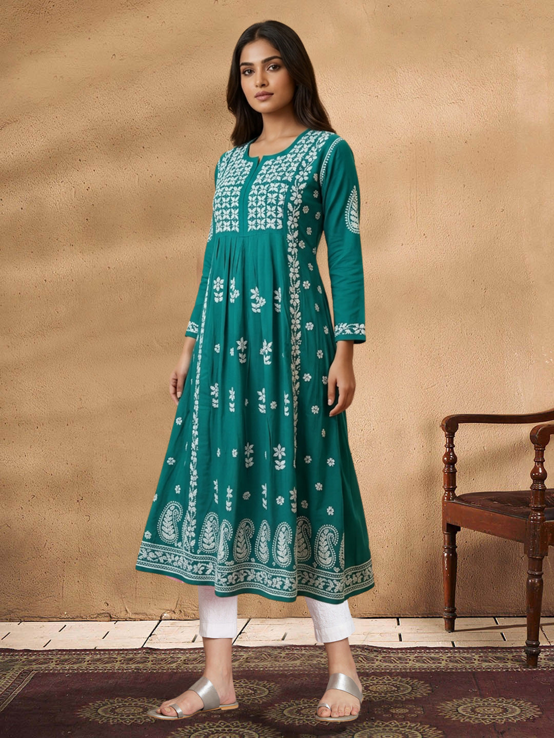 Women Hand Embroidered Chikankari Rayon Kurta-AL3549 Ramagreen