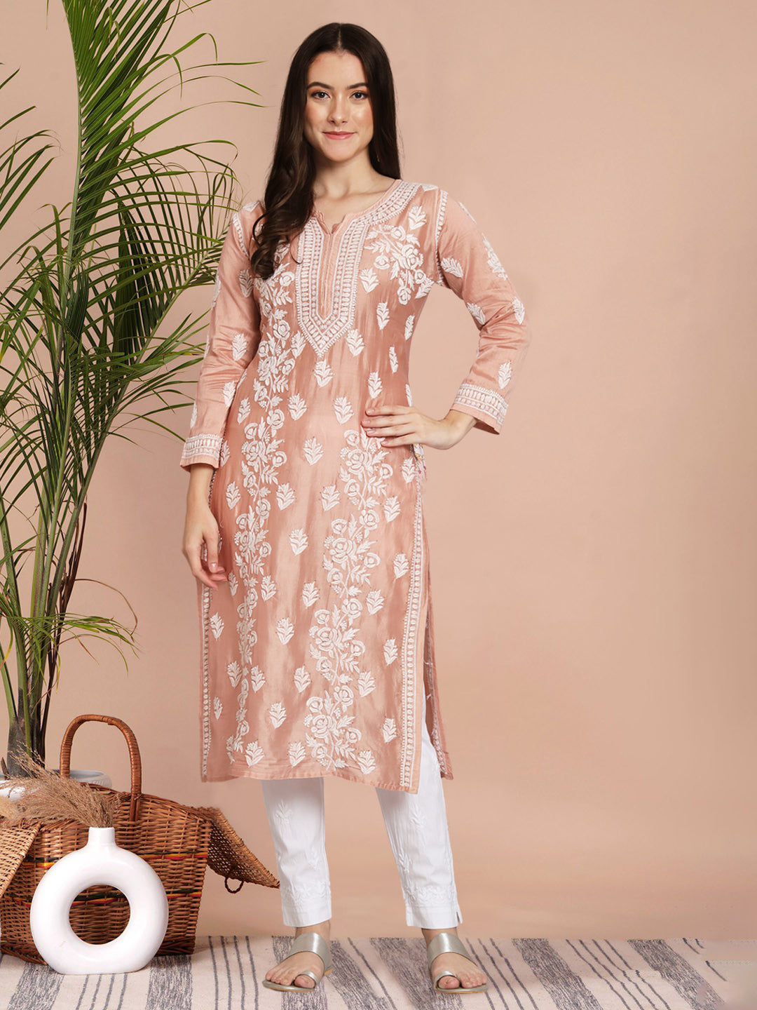 Women Floral Embroidered Chikankari Cotton kurta-AL3670