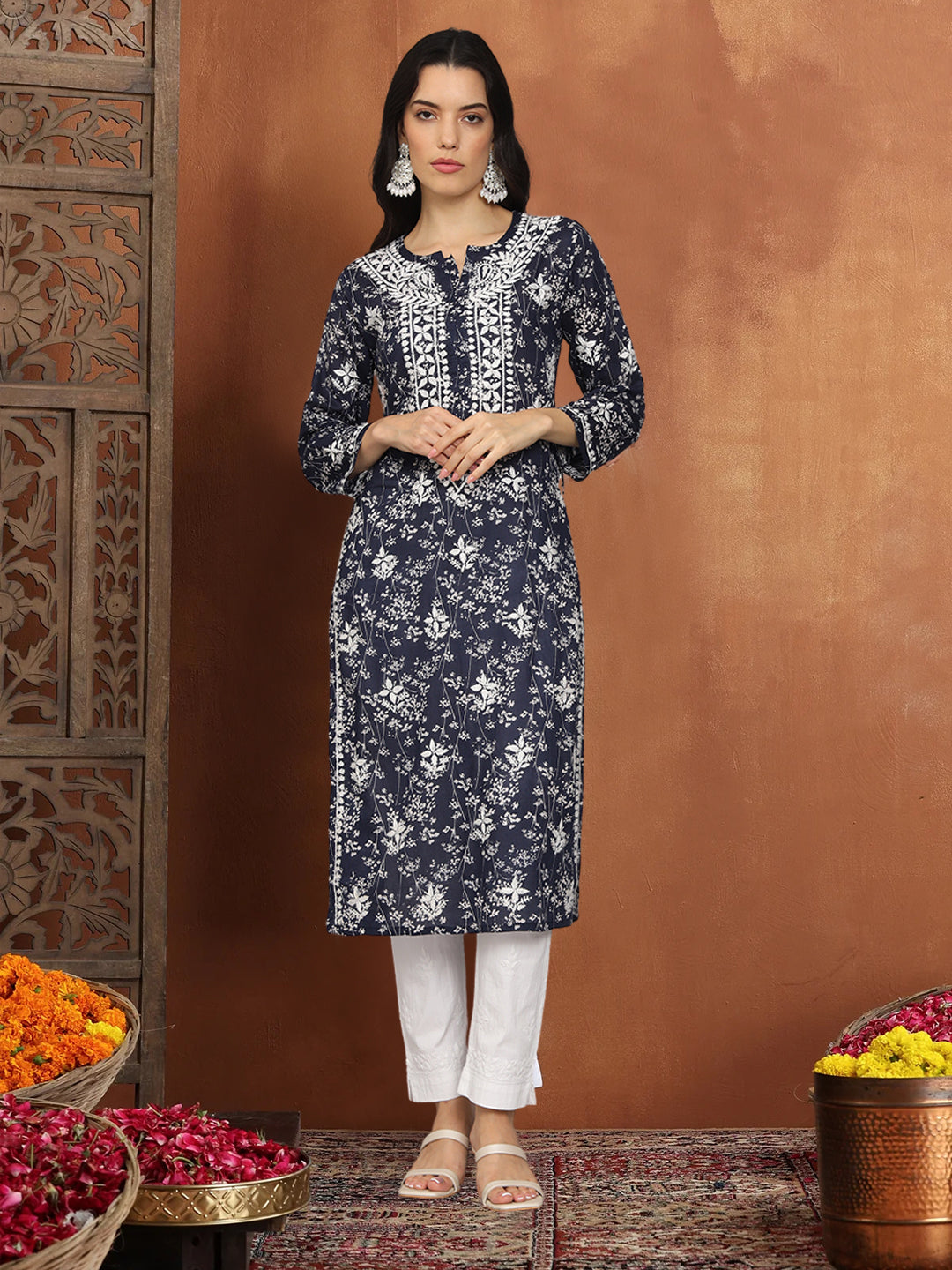 Women Hand Embroidered Chikankari Mulmul Cotton Printed Kurta-AL4041 Navy
