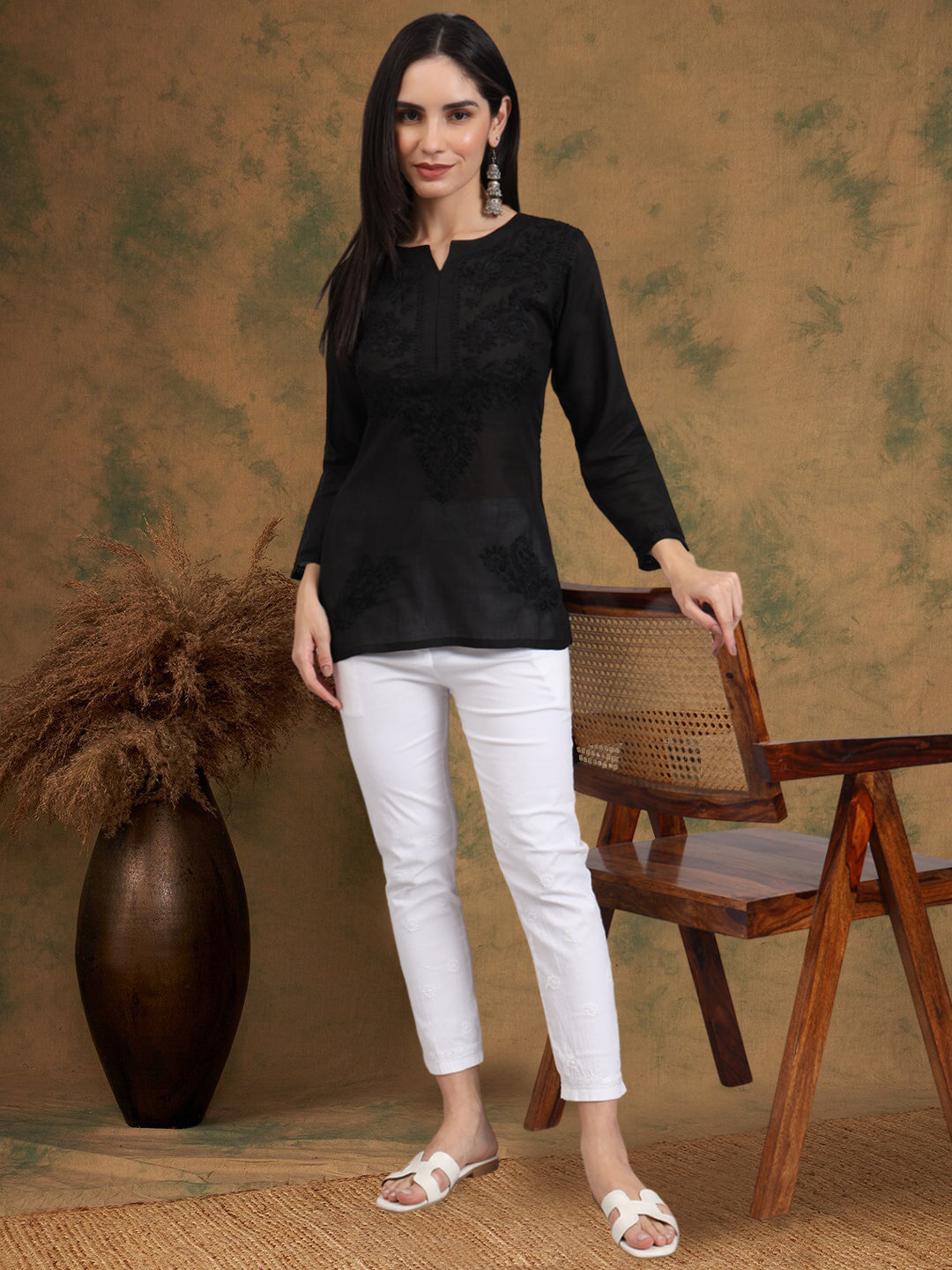 Hand Embroidered Chikankari Cotton Straight Kurti-AL3405