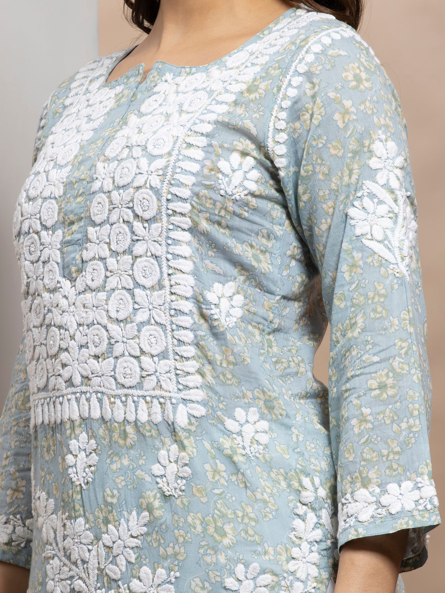 Women Hand Embroidered Chikankari Cotton Kurta-AL3637