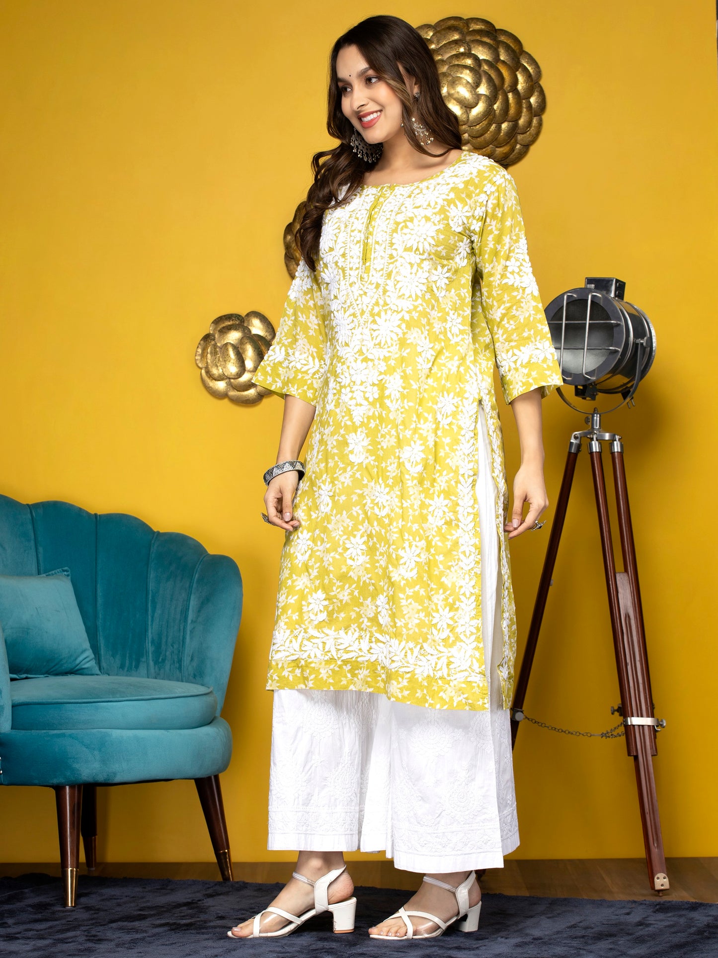 Hand Embroidered Chikankari Mulmul Straight Kurta-AL3648