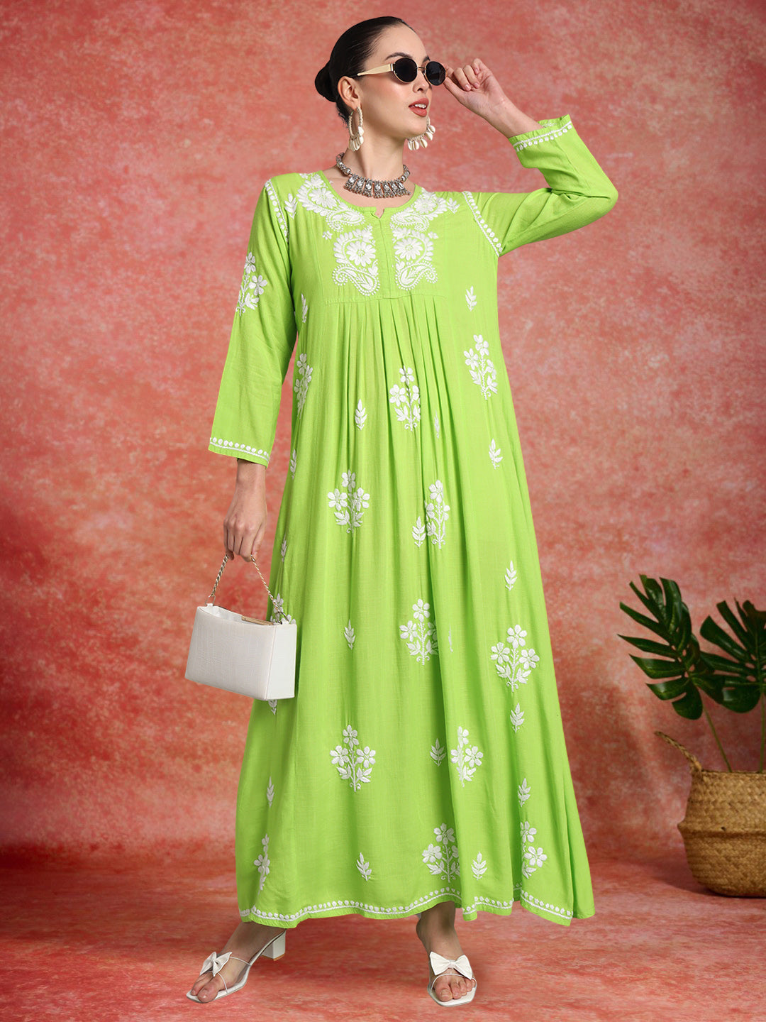 Hand Embroidered Chikankari A-Line Gathering Pattern Rayon Jalabiya-AL4012 Parrotgreen