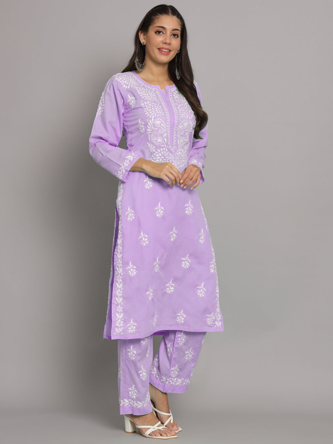 Women Hand Embroidered Chikankari Cotton Kurta Set-AL3674KS Lavender