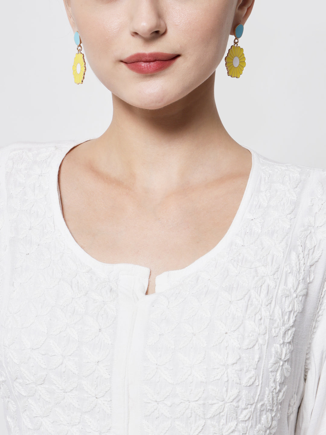 Women Hand Embroidered Chikankari Cotton Kurta-AL3549