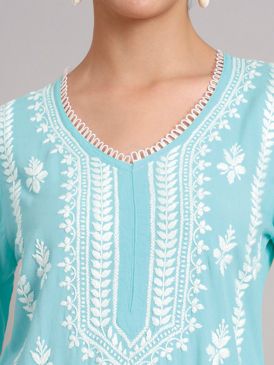 Women Hand Embroidered Lucknowi Chikankari Rayon Kurta Set-AL4078KS Skyblue