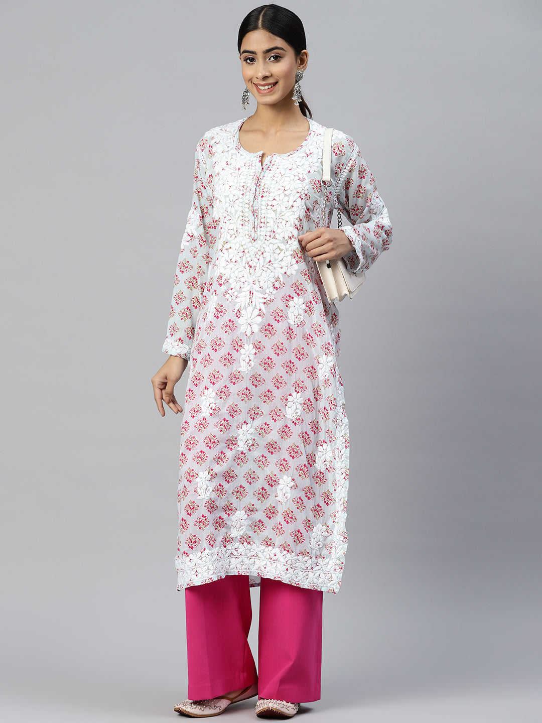 Women Hand Embroidered Chikankari Cotton Kurta-AL3649 Skyblue