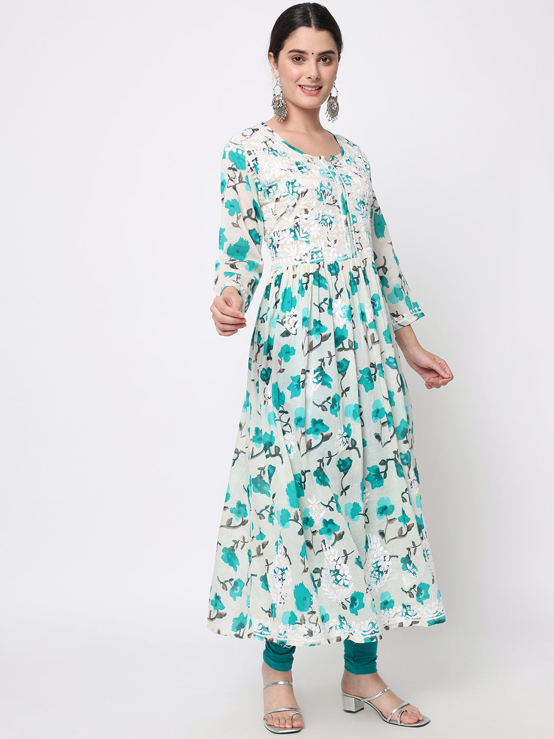 Women Hand Embroidered Chikankari Cotton Kurta-AL3580 Green