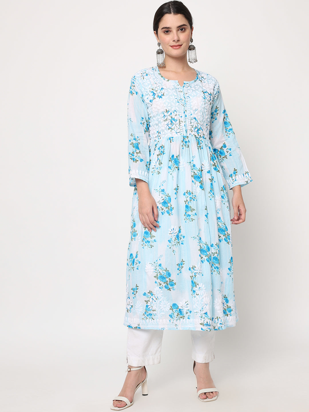 Women Hand Embroidered Chikankari Cotton Kurta-AL3583 Blue