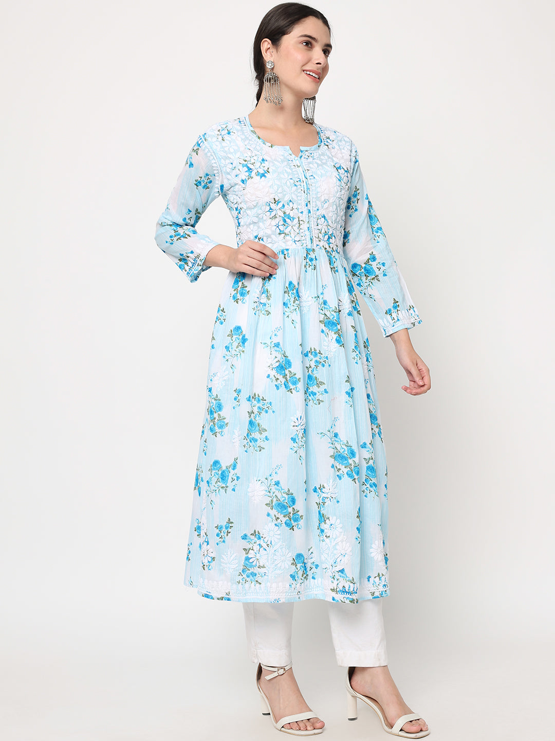 Women Hand Embroidered Chikankari Cotton Kurta-AL3583 Blue