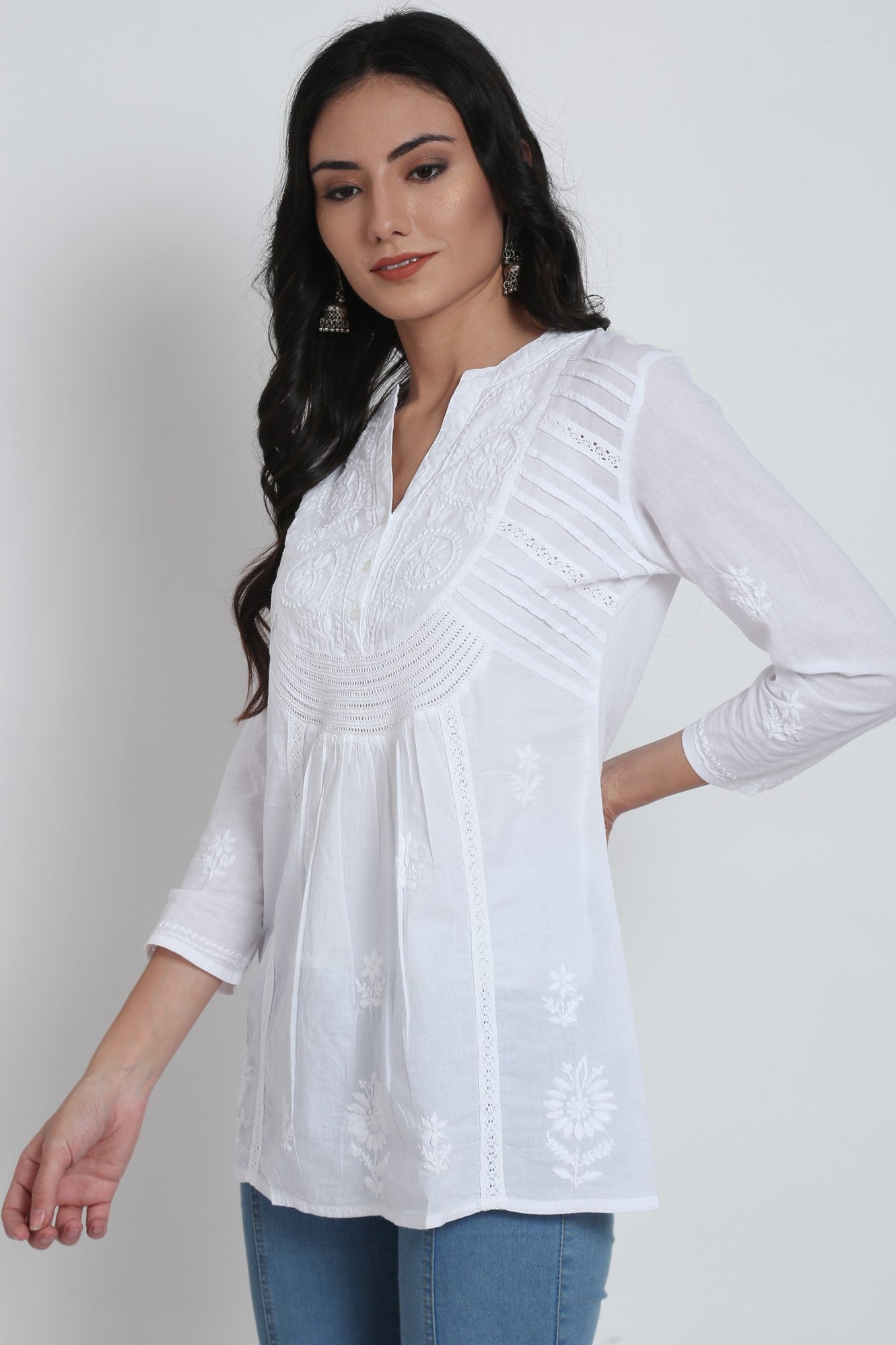 Chikankari Women Hand Embroidered Cotton Short Kurti AL2945