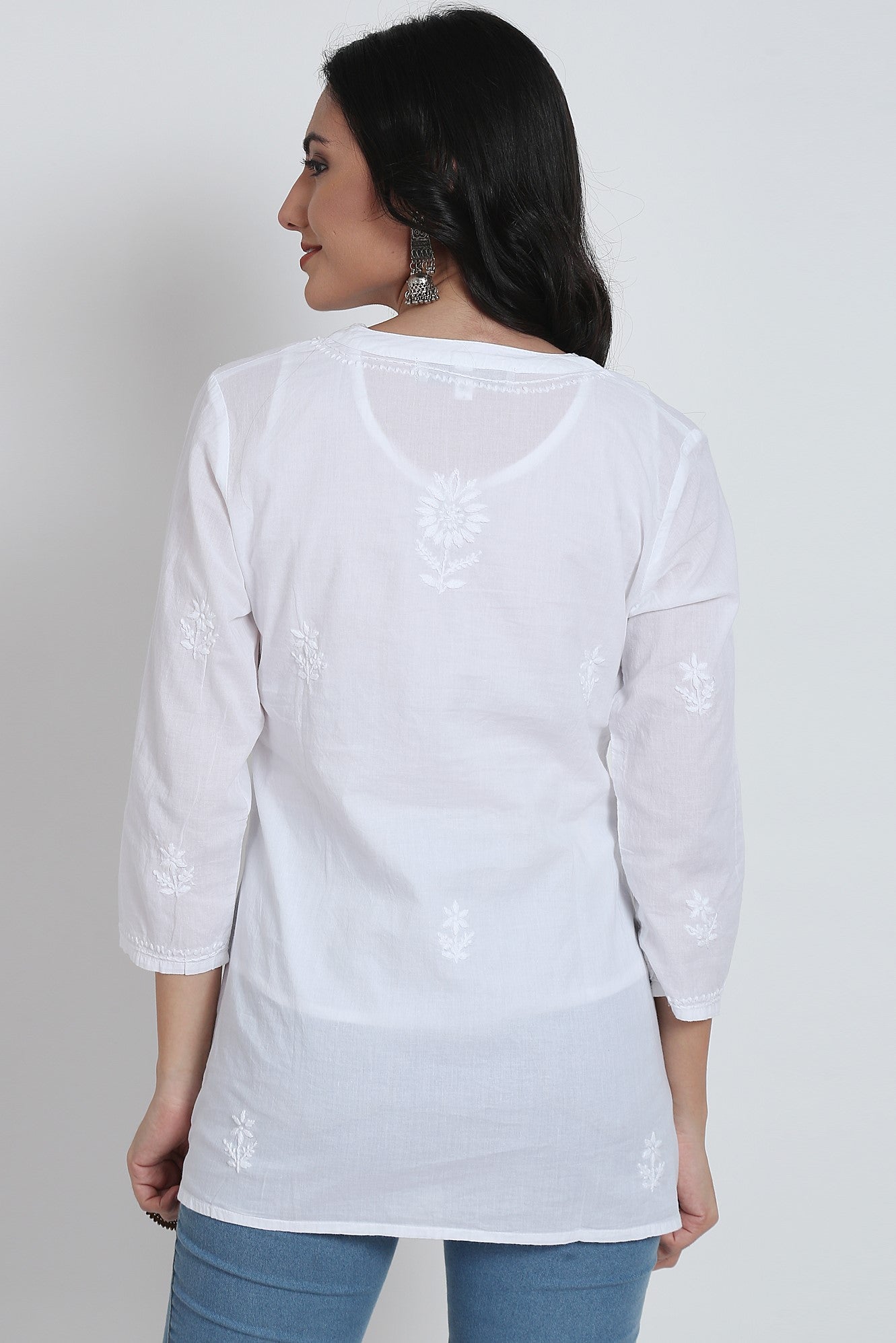 Chikankari Women Hand Embroidered Cotton Short Kurti AL2945