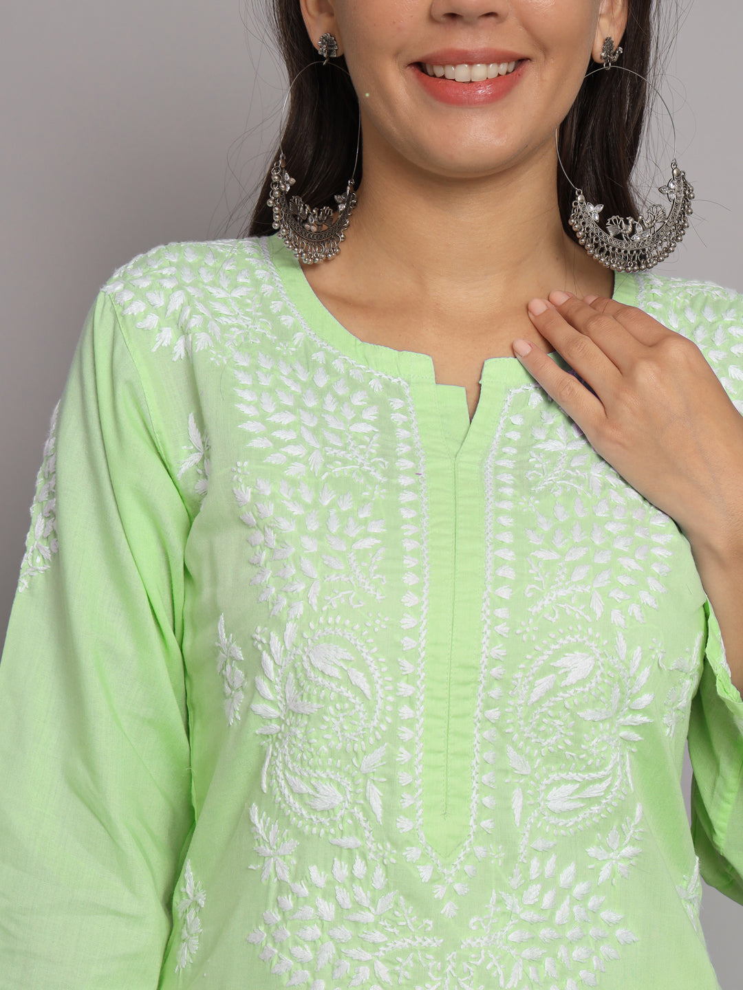 Women Hand Embroidered Chikankari Cotton Kurta Set-AL3674KS Green