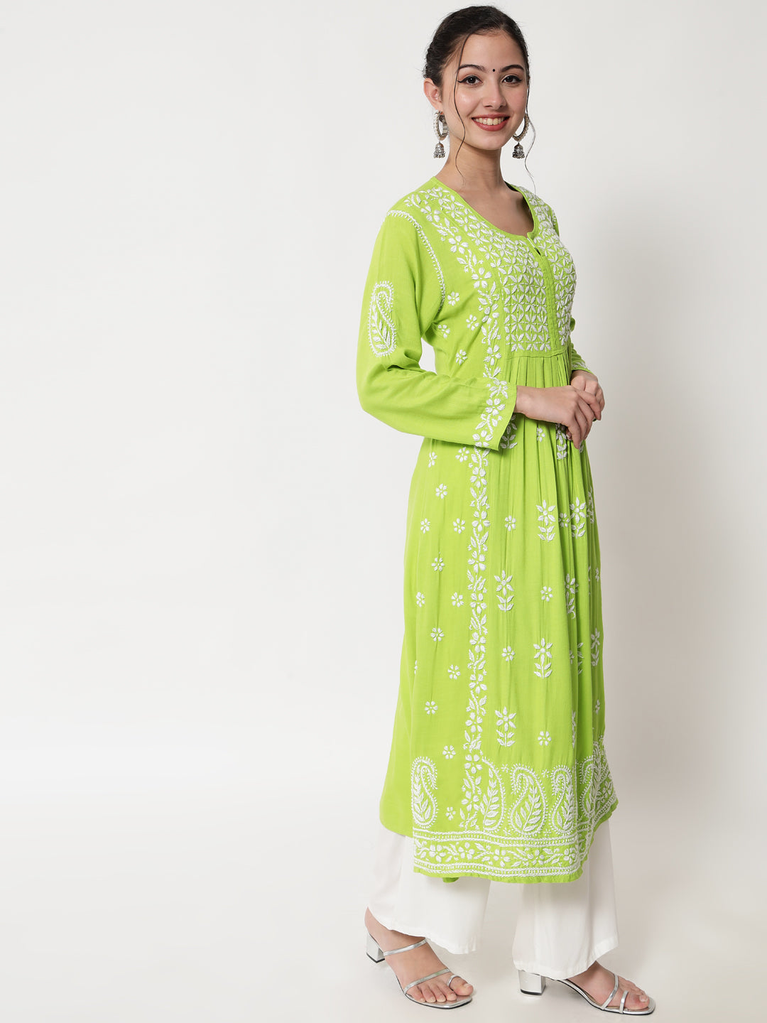 Women Hand Embroidered Chikankari Rayon Kurta-AL3549 Green