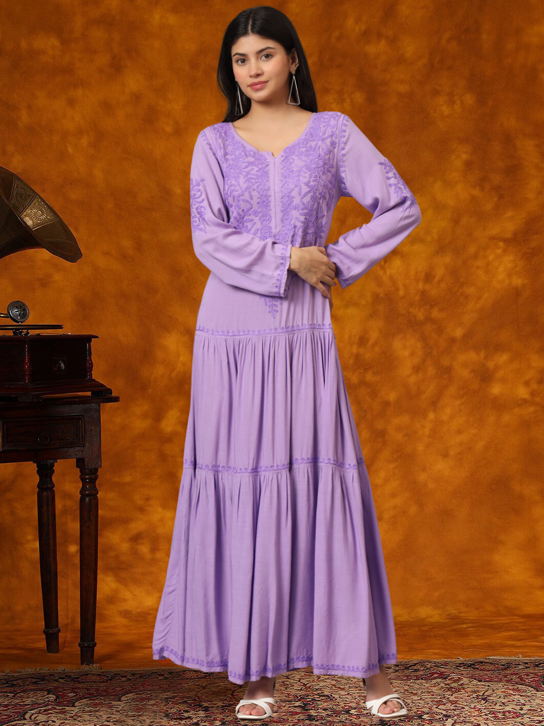 Hand Embroidered Lucknowi Chikankari  Cotton Jalabiya-AL3942 Mauve
