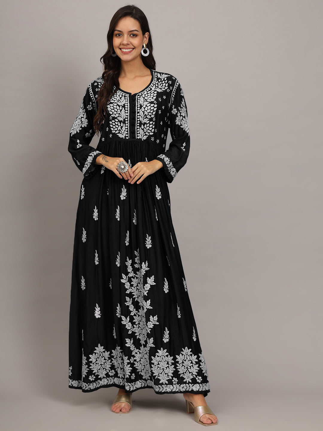 Hand Embroidered Chikankari Muslin Jalabiya-AL4017