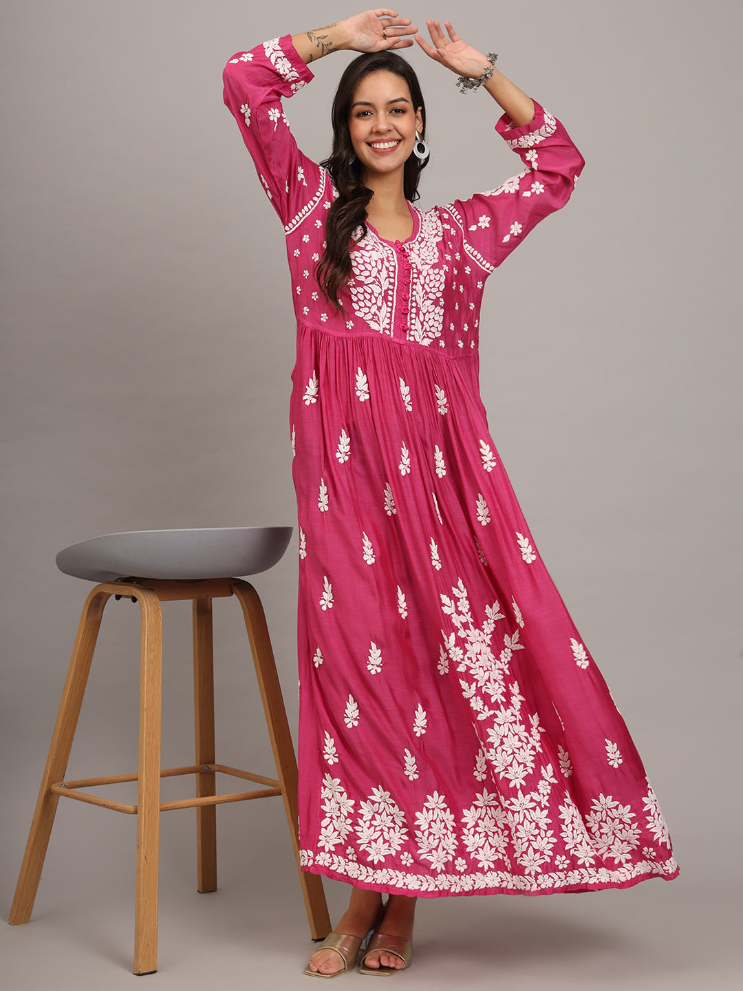 Hand Embroidered Chikankari Muslin Jalabiya-AL4017