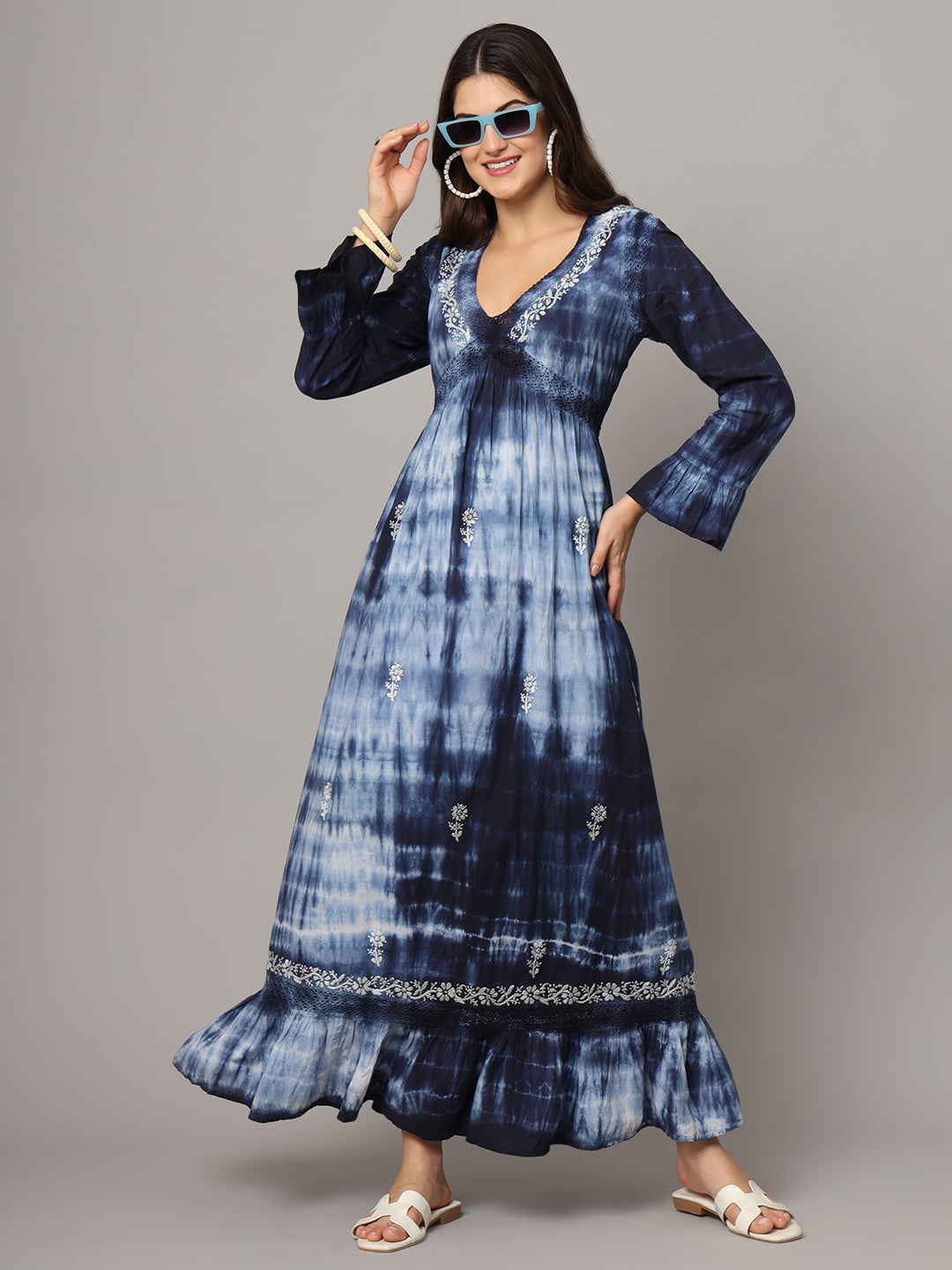 Women Chikankari Hand Embroidered Cotton Jalabiya in Tie-Dye shades-AL2160