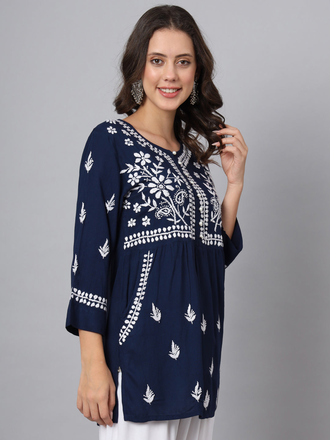 Women Hand Embroidered Chikankari Rayon Kurti-AL3696 Navy