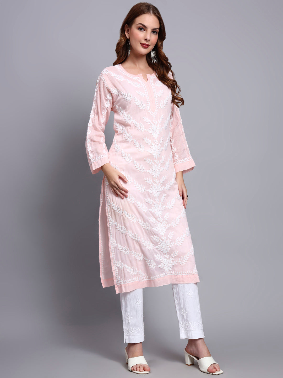 Women Hand Embroidered Chikankari Mulmul Kurti -AL3757 Peach