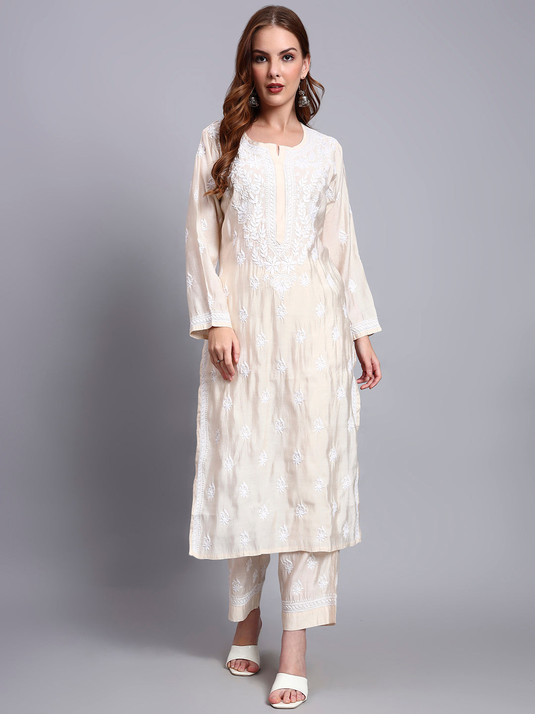 Women Hand Embroidered Chikankari Chanderi Kurta Set-AL4089KS Beige