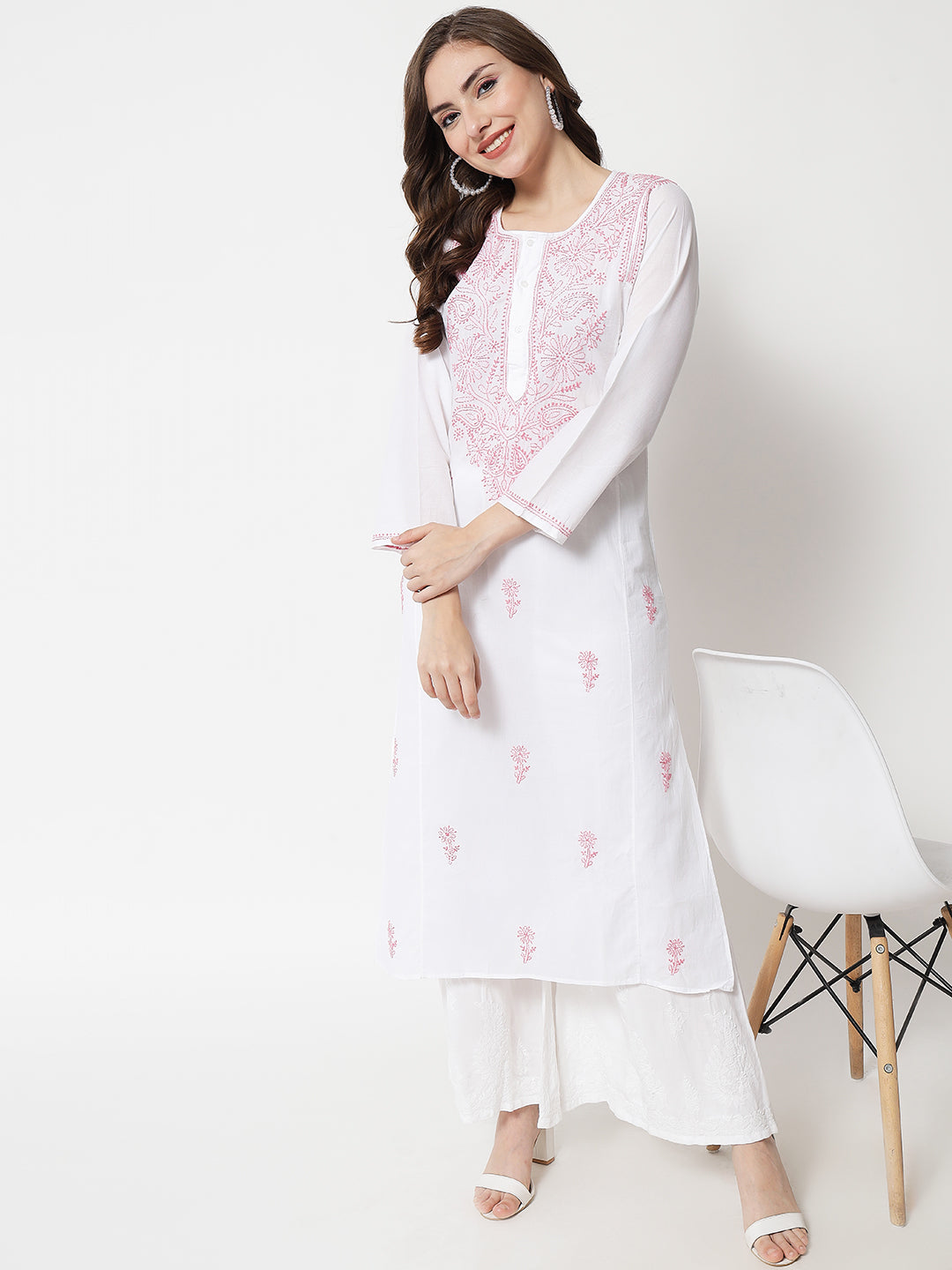 Women Hand Embroidered Chikankari Cotton Kurta-AL3469 New