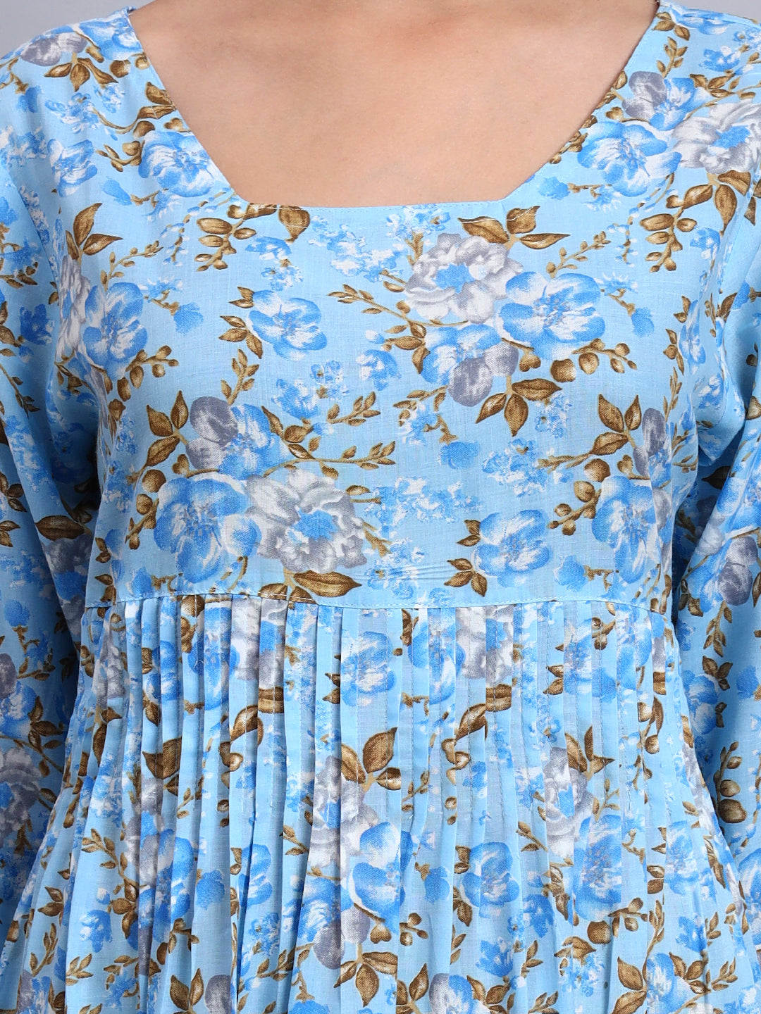 Women Green Floral Printed Cotton Jalabiya with Flared Sleeves & Round Neckline-AL4045 Denimblue