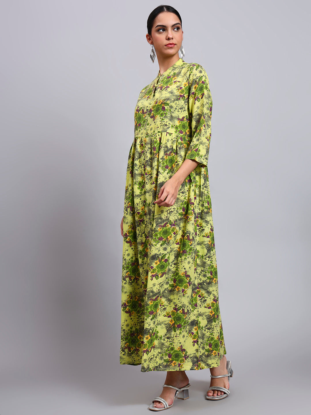 Women Floral Printed Cotton Jalabiya with Mandarin Collar & Three-Quarter Sleeves-AL4009 Parrotgreen