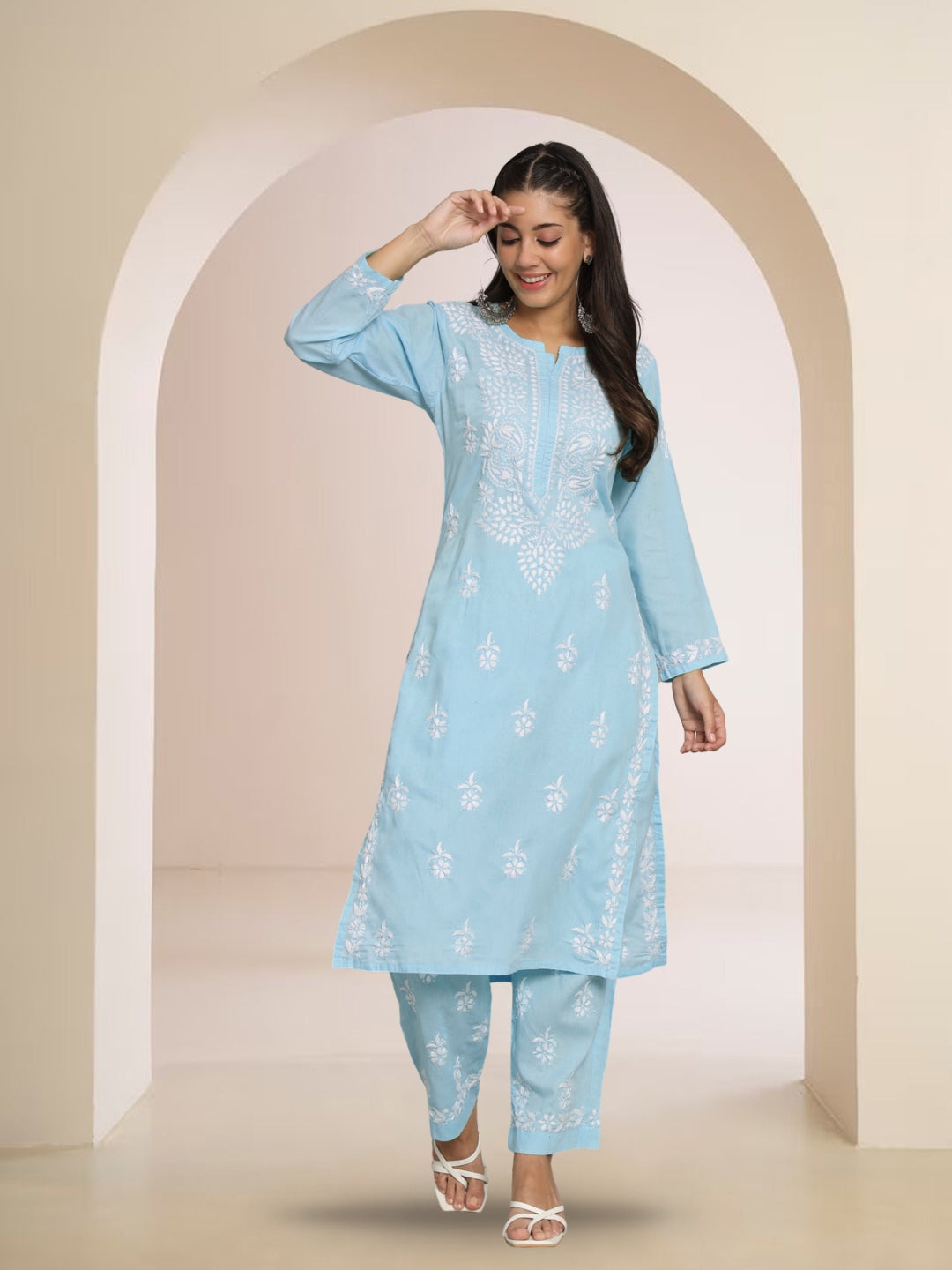 Women Hand Embroidered Chikankari Cotton Kurta Set-AL3674KS Blue